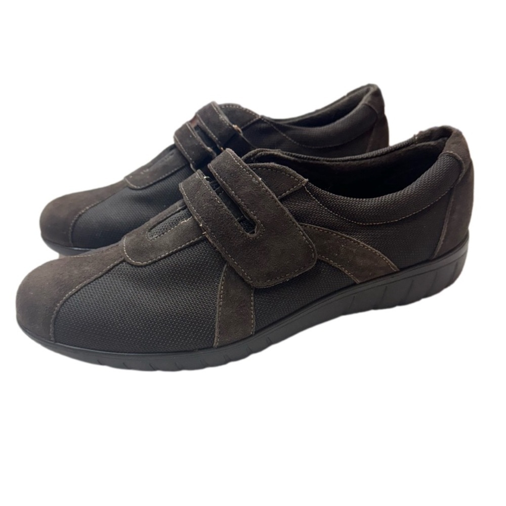 Munro American Shoes Sneakers Brown